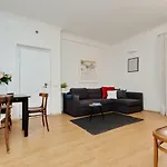 St Peter Mediatrice Apartment